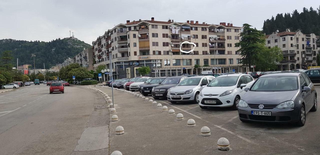 Apartman "Lara" Плоче Екстериор снимка